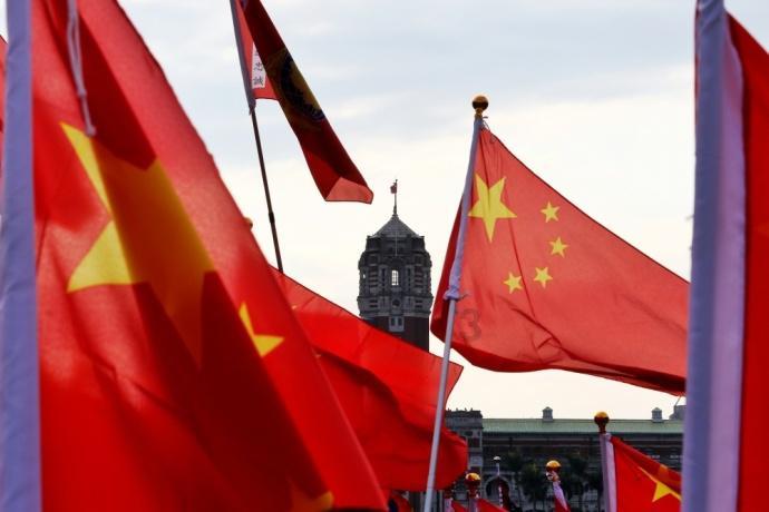 吃麻辣烫时，3种人很有“心机”，老板看似很平静，却有苦说不出