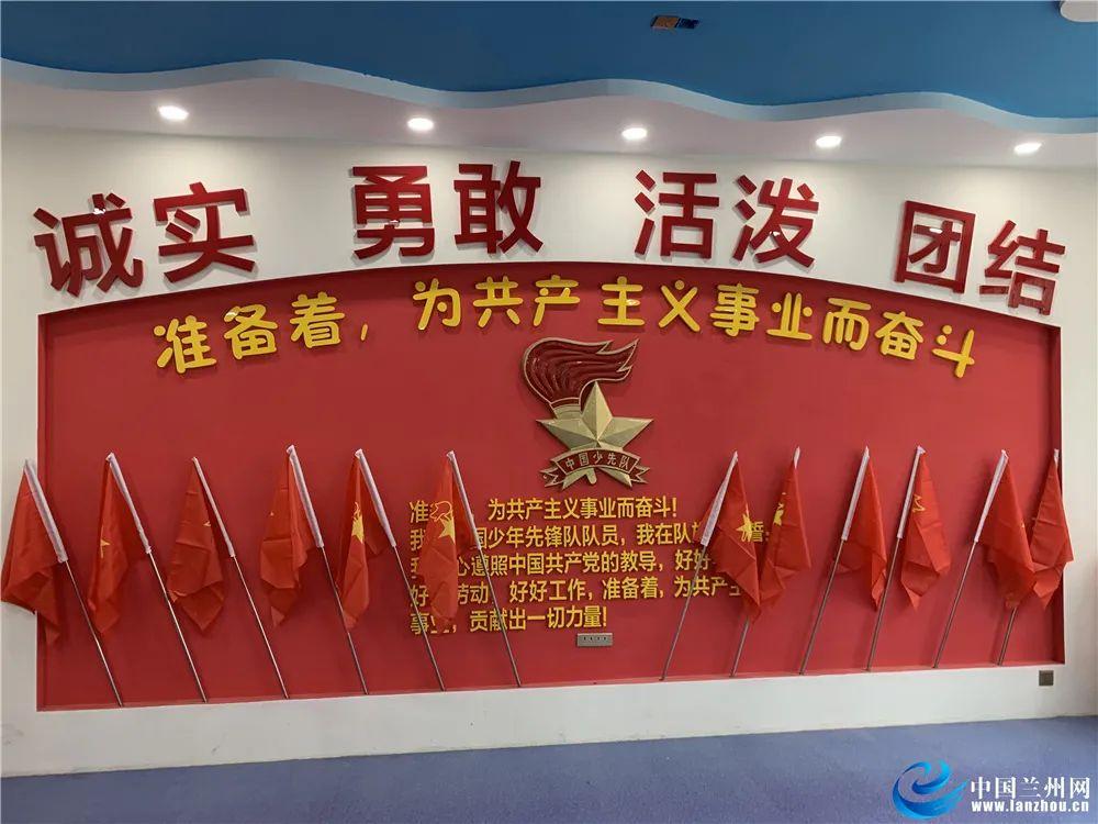秋季观赏红叶有哪些性价比高的地方可以分享？游戏画面